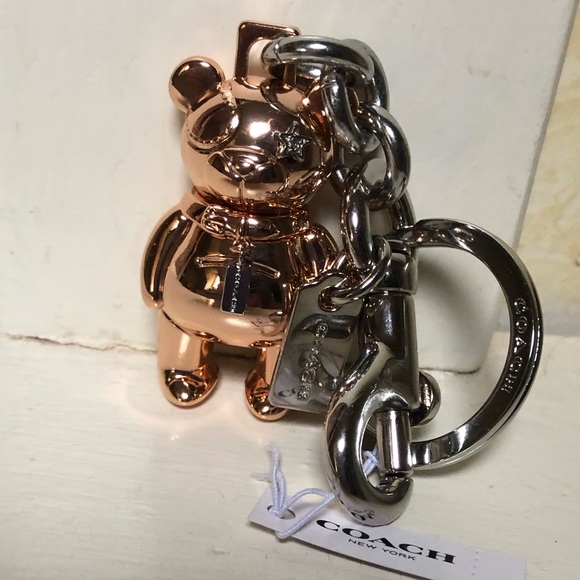 π Coach 3D Teddy Bear Key Fob Bag Charm Rose Gold - Picture 4 of 9